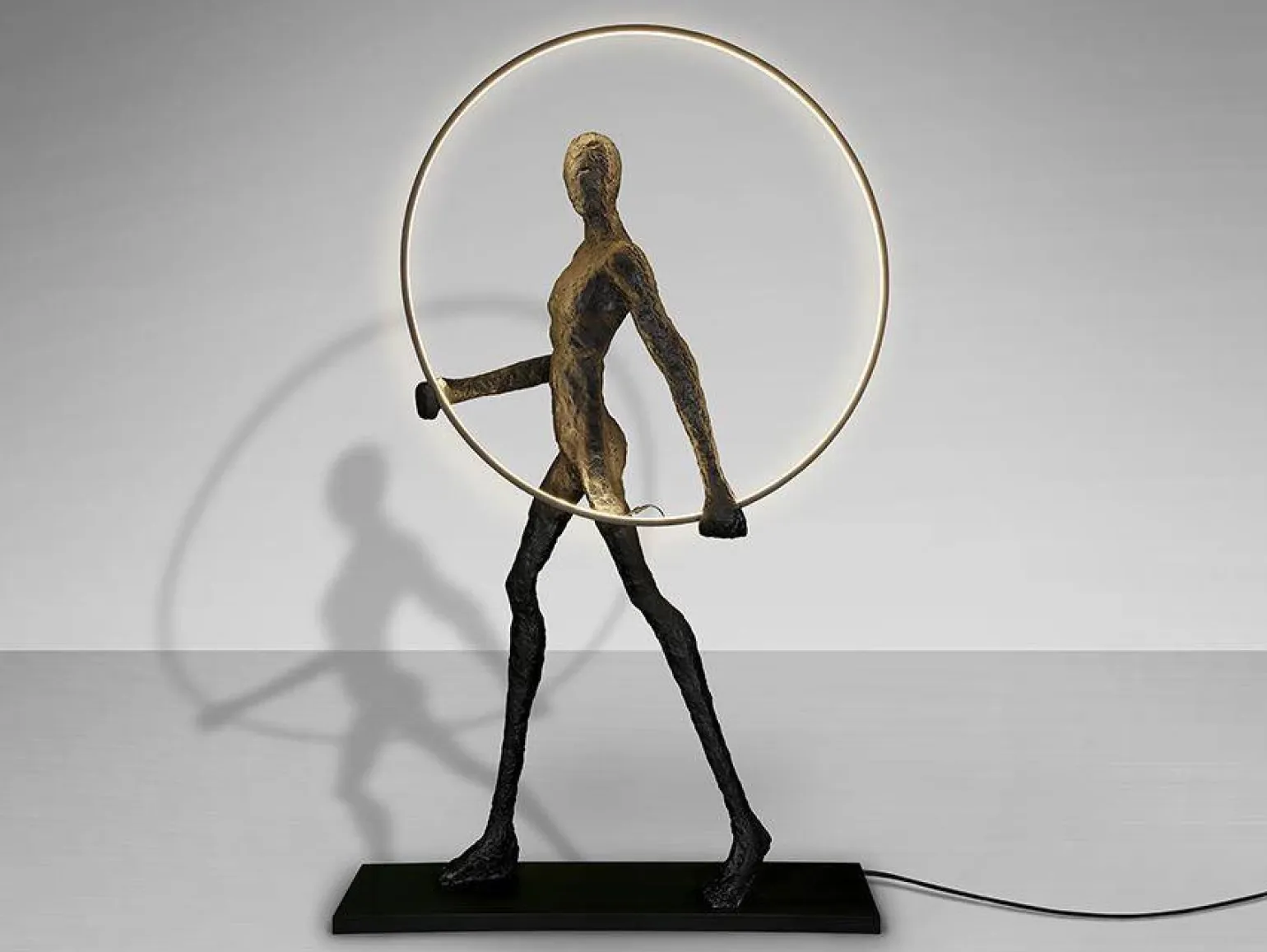 Caminante figura - lampa 218cm (779830) - Schuller