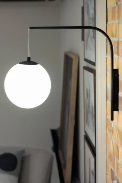 DIONE Wall 1L White/Black (108420) Markslojd