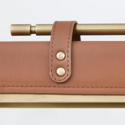 Ekskluzywny kinkiet Valise - Vintage mosiądz, skóra koniakowa (QN-VALISE-W-VBS-CL) - Quintiesse