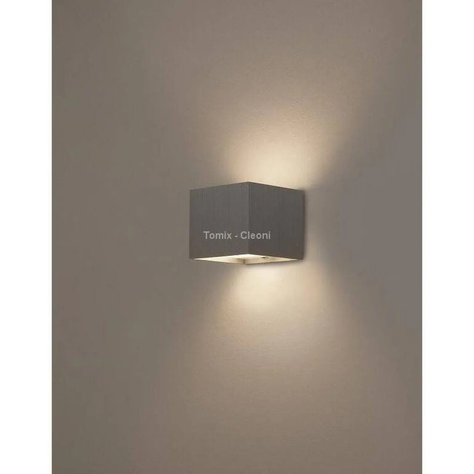 Kinkiet KUBIK kol. CZARNY, oprawa bez przesłon (T049C2Kh116) Cleoni