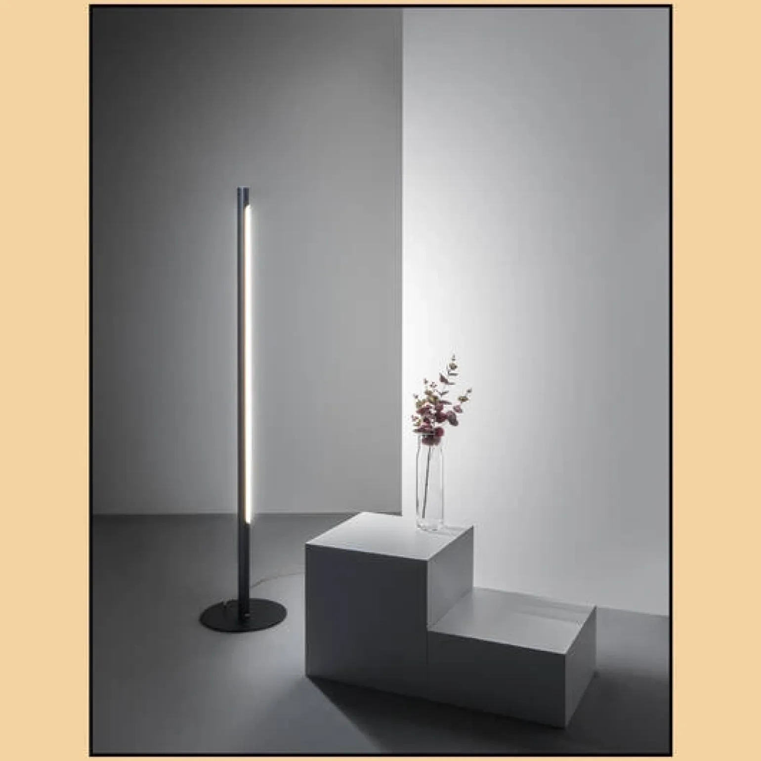 Lampa podłogowa THIN TUBE LED czarna (26551-L927-D9-00-12) - Aqform