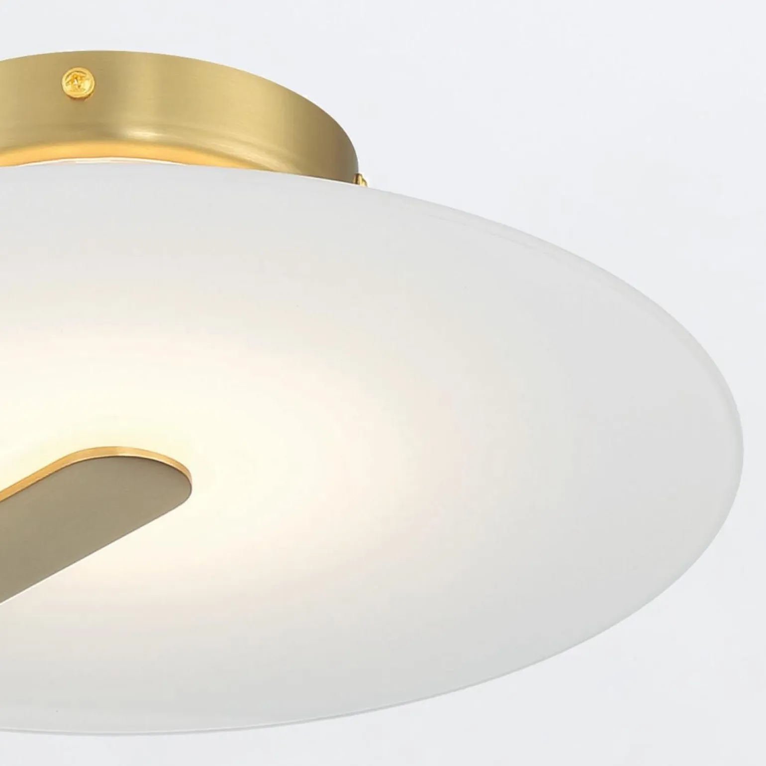 Mały plafon / kinkiet Nuvola - Szczotkowane złoto (QN-NUVOLA-F-S-BG) - Quintiesse