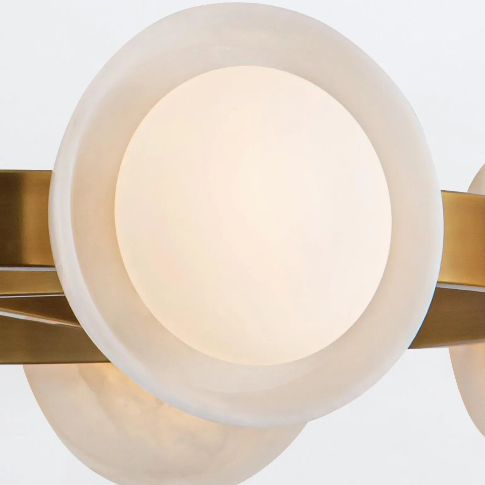 Nowoczesny Żyrandol LED Alonso - Vintage mosiądz (QN-ALONSO8-VBS-AR) - Quintiesse