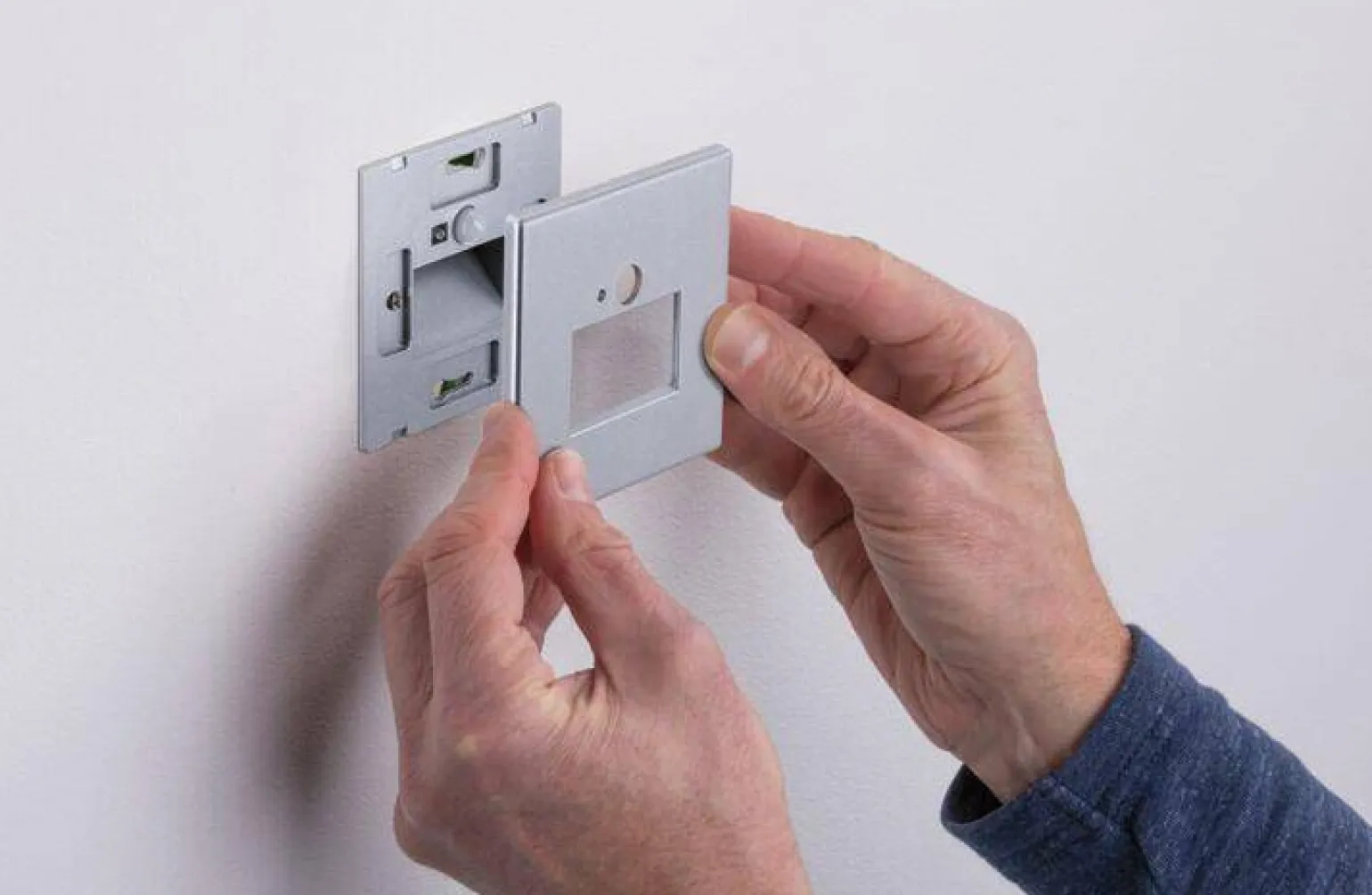 Oprawa przyschodowa EDGE LED czujnik ruchu i zmierzchu kwadrat 1x1,2W 120lm 2700K 230V chrom matowy / tworzywo sztuczne (PL93134) - PAULMANN