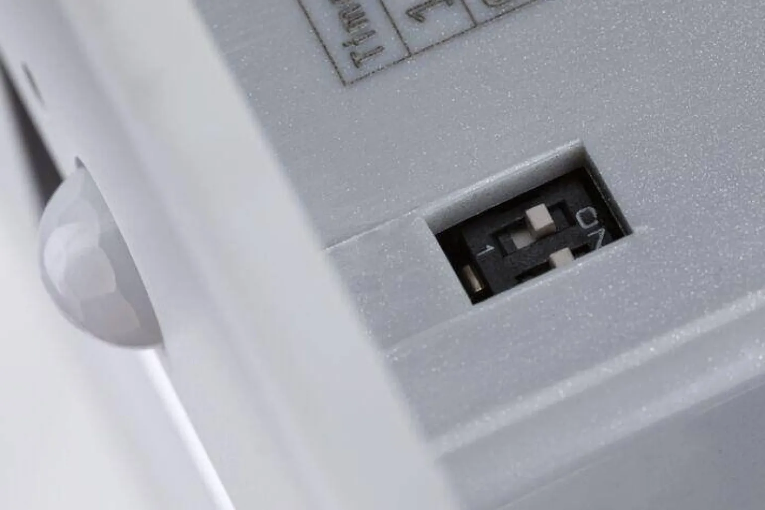 Oprawa przyschodowa EDGE LED czujnik ruchu i zmierzchu kwadrat 1x1,2W 120lm 2700K 230V biały / tworzywo sztuczne (PL93133) - PAULMANN