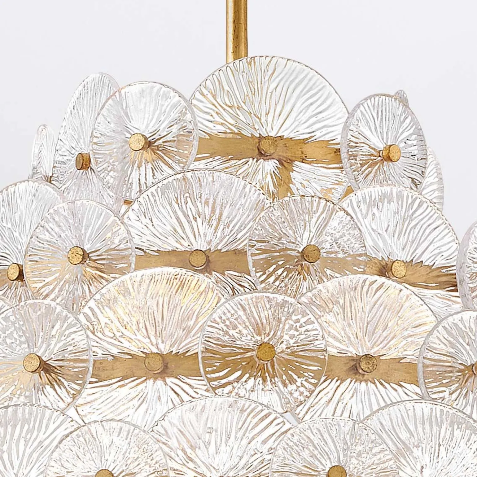 Żyrandol w stylu art Deco Rene - 16 źródeł światła - Przecierany mosiądz (QN-RENE-16P-DSB) - Quintiesse